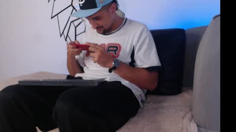  DEIVY  online show from December 4, 1:12 am