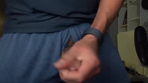 delicioso4u online show from December 4, 7:04 am