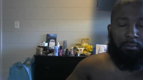 Snapshot of delta7012 chatting on December 21, 3:42 pm delta7012 online show from December 21, 3:42 pm