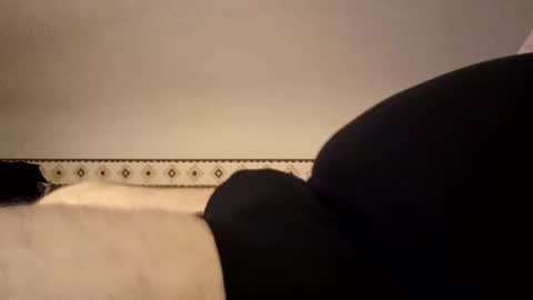 den2807 online show from March 5, 6:56 pm