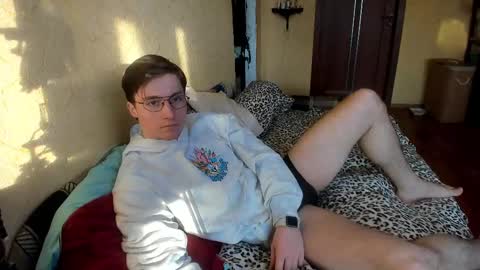 Deni online show from March 5, 2:34 pm