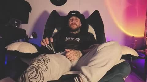 Oliver online show from March 17, 2:48 am