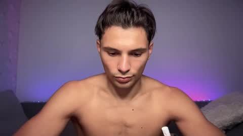 Den online show from September 19, 11:32 am