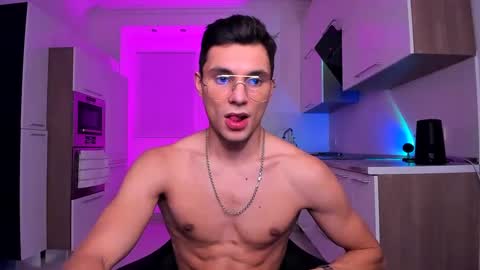 Den online show from December 2, 8:31 pm