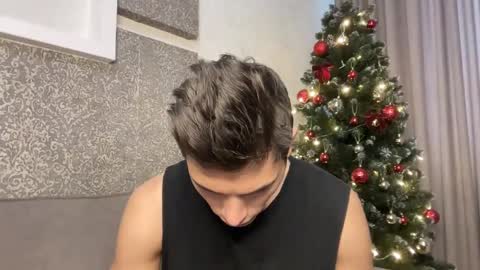 Den online show from December 23, 7:28 am