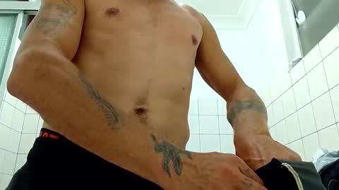 Snapshot of deon1891 chatting on January 10, 12:47 pm deon1891 online show from January 10, 12:47 pm