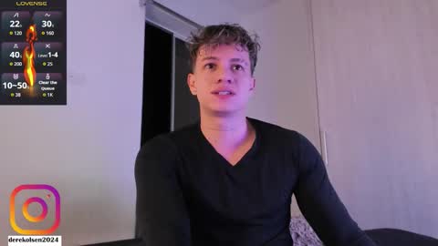 Snapshot of derekolsen_ chatting on October 11, 3:10 am Derek  IG Derekolsen2024 online show from October 11, 3:10 am