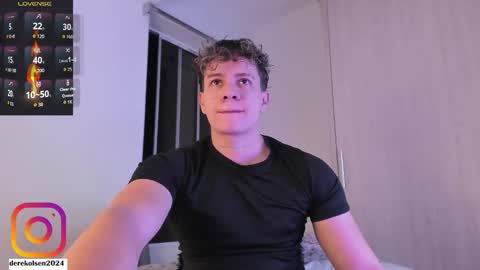 Snapshot of derekolsen_ chatting on October 27, 2:03 am Derek  IG Derekolsen2024 online show from October 27, 2:03 am