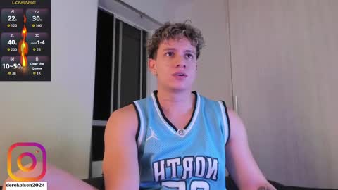 Snapshot of derekolsen_ chatting on September 23, 4:45 am Derek  IG Derekolsen2024 online show from September 23, 4:45 am