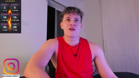 Snapshot of derekolsen_ chatting on October 10, 2:38 am Derek  IG Derekolsen2024 online show from October 10, 2:38 am