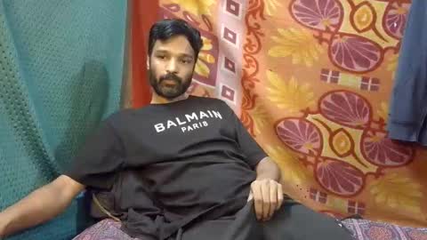 desi_boy799417 online show from March 12, 9:06 am