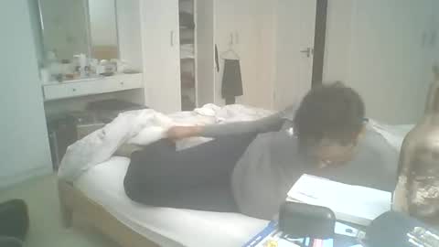 Snapshot of desiboi9 chatting on September 24, 11:36 pm desiboi9 online show from September 24, 11:36 pm