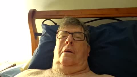 Desmon1958 online show from January 13, 8:24 pm