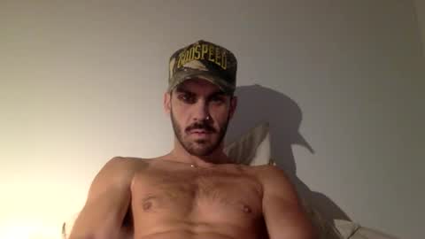 Snapshot of detroitbro chatting on October 25, 3:19 am Detroit Bro online show from October 25, 3:19 am