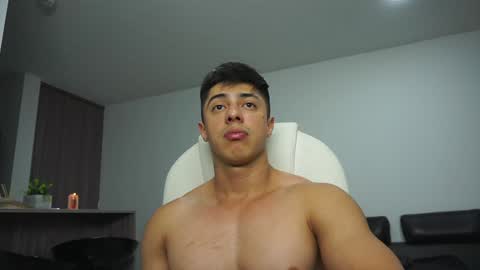 Devin Hunter online show from December 11, 2:00 am