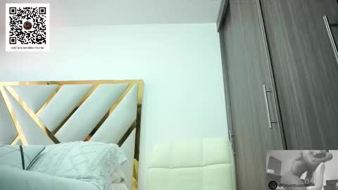 Devin Hunter online show from October 27, 4:31 pm