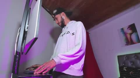 dex_ak586 online show from November 2, 2:16 am