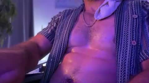 dezzydee1one online show from July 2, 7:47 am