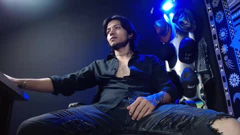 DICAPRIO online show from March 3, 6:50 pm