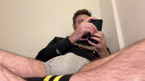 Snapshot of dickjulian chatting on March 7, 10:32 pm Im Julian  all cum shot videos here    online show from March 7, 10:32 pm