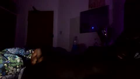 didie1548 online show from April 17, 8:28 am