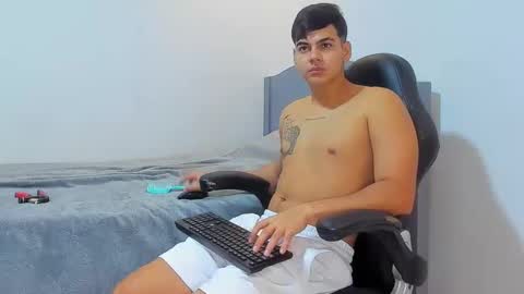 DIEGO CAZAS online show from February 8, 3:08 am