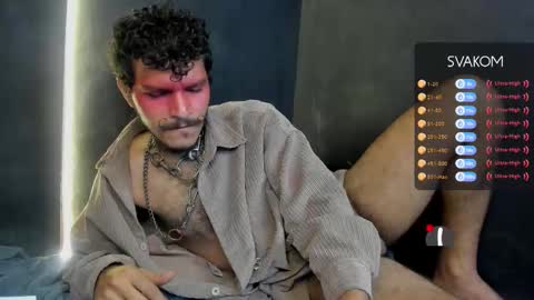 diemond_latinx98 online show from November 15, 9:50 pm