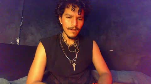 diemond_latinx98 online show from April 15, 12:43 am