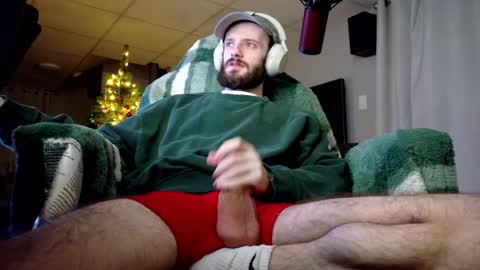 digbicknik online show from December 3, 2:06 am