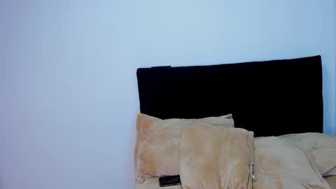 Dilan Coy online show from December 3, 6:28 pm