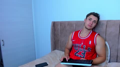 Dilan Coy online show from September 20, 10:10 pm