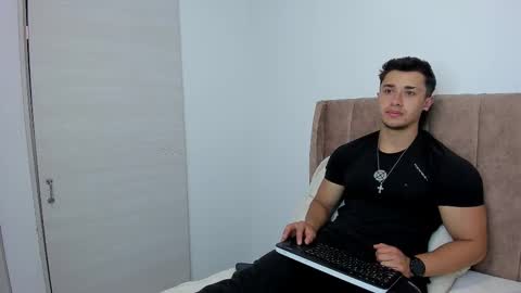 Dilan Coy online show from October 10, 9:50 pm