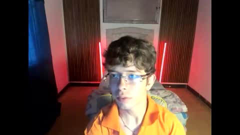 Snapshot of dilan_orduz chatting on October 23, 1:25 pm Dilan Orduz online show from October 23, 1:25 pm