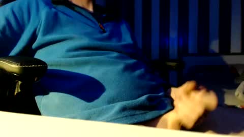 Snapshot of dildolover1278 chatting on January 17, 5:20 pm dildolover1278 online show from January 17, 5:20 pm