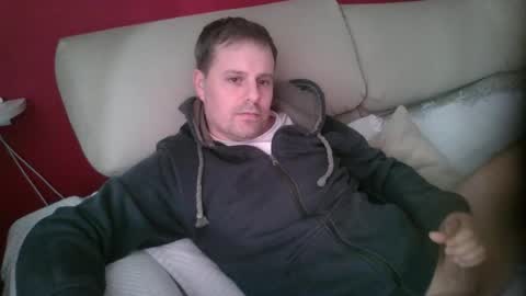 dili999 online show from March 16, 6:34 pm