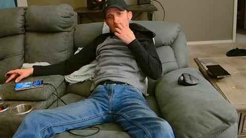 Dilldough405 online show from December 6, 1:11 pm