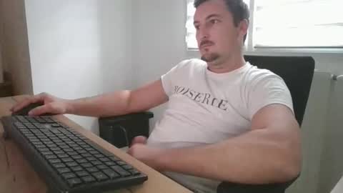 dim623 online show from September 22, 12:59 pm