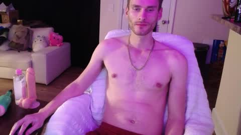 Meechii online show from January 28, 7:00 am