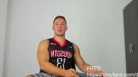 dimitricaruso online show from February 14, 10:15 pm