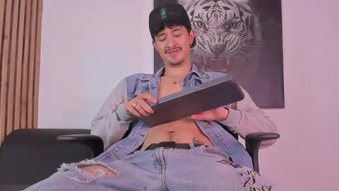 Dimitri online show from October 4, 10:58 pm