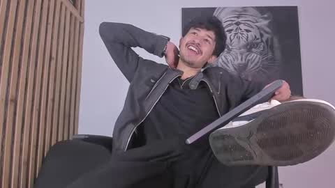 Dimitri online show from October 13, 7:31 pm