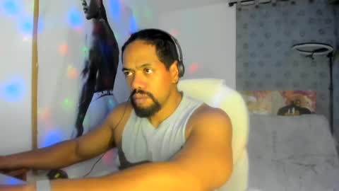 Snapshot of dimitry_muscle chatting on January 8, 3:08 am dimitry kyle mucle online show from January 8, 3:08 am