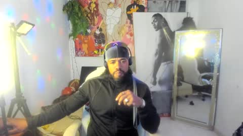 Snapshot of dimitry_muscle chatting on December 10, 11:42 pm dimitry kyle mucle online show from December 10, 11:42 pm