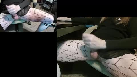 Snapshot of dinkdork094 chatting on December 10, 6:22 am Dinkdork just having a good time online show from December 10, 6:22 am