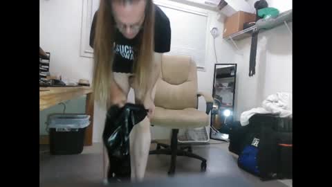 Snapshot of dinkdork094 chatting on September 25, 3:49 am Dinkdork just having a good time online show from September 25, 3:49 am