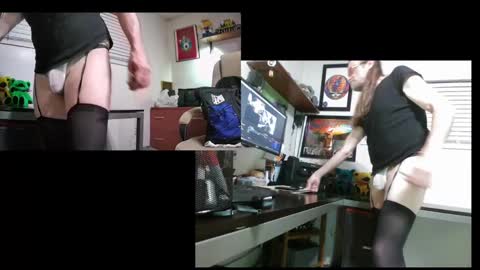 Snapshot of dinkdork094 chatting on January 16, 2:30 am Dinkdork just having a good time online show from January 16, 2:30 am