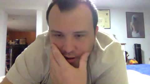 Snapshot of dirme chatting on February 5, 2:59 pm dirme online show from February 5, 2:59 pm