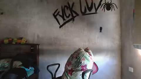 dirty model online show from March 22, 6:13 pm