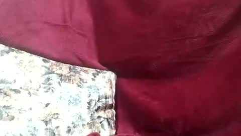 dirtywhiteguy376695 online show from December 3, 2:06 am