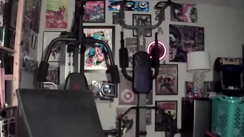 Snapshot of dix_handley_50 chatting on February 18, 2:49 am dix_handley_50 online show from February 18, 2:49 am